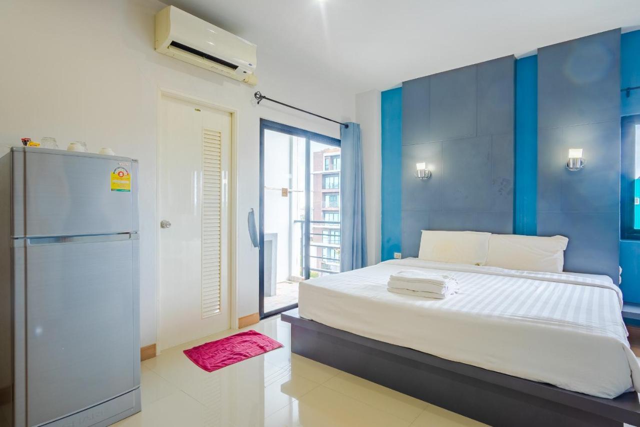 Apartamento Oyo 303 Phoomjai House Chalong Exterior foto