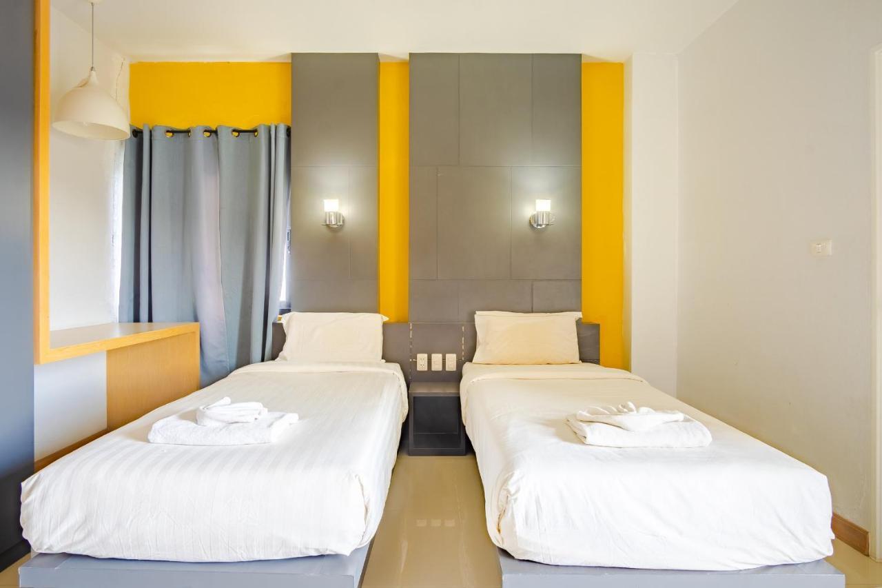 Apartamento Oyo 303 Phoomjai House Chalong Exterior foto