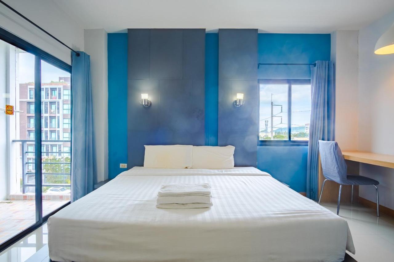 Apartamento Oyo 303 Phoomjai House Chalong Exterior foto