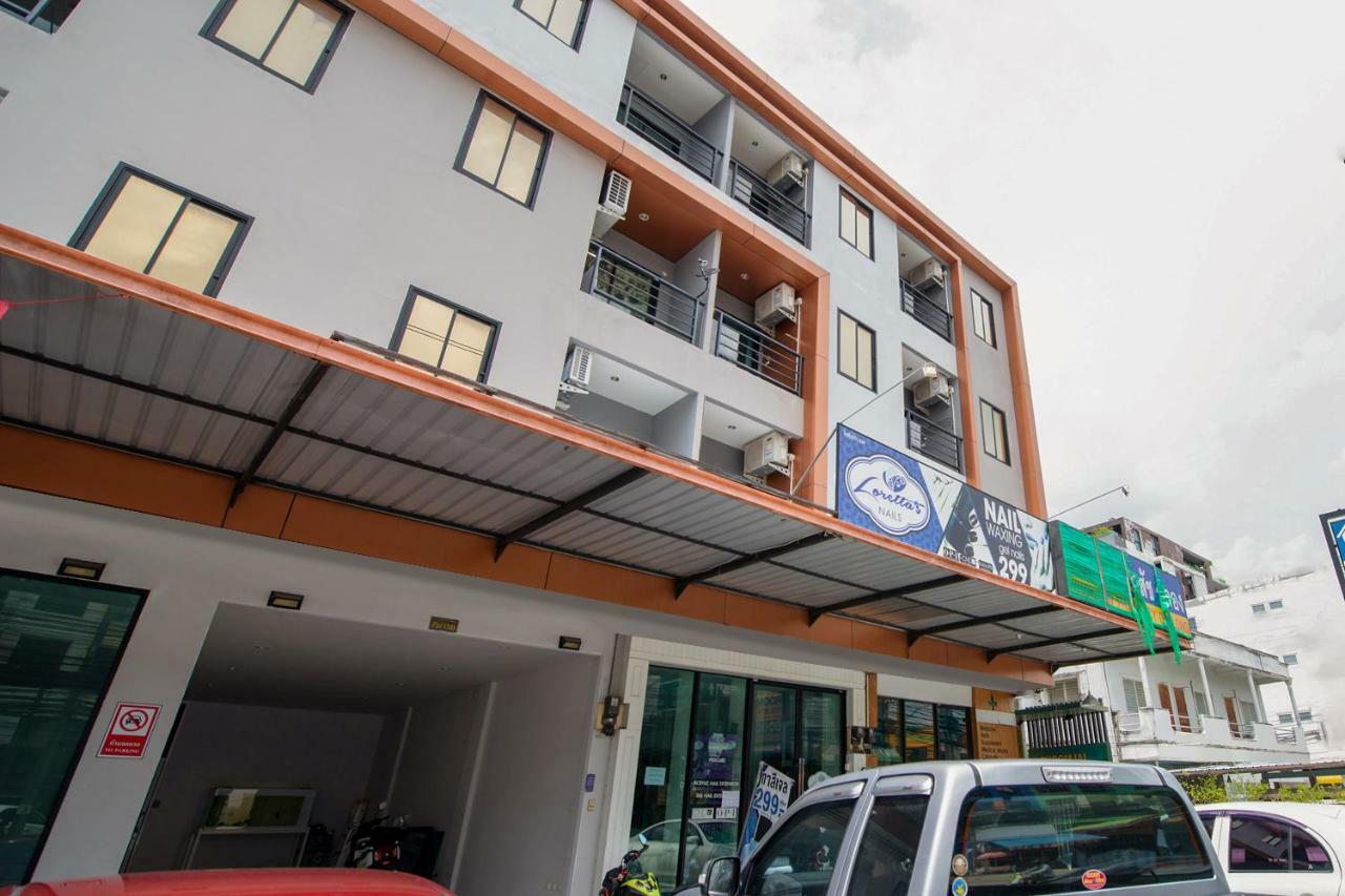 Apartamento Oyo 303 Phoomjai House Chalong Exterior foto